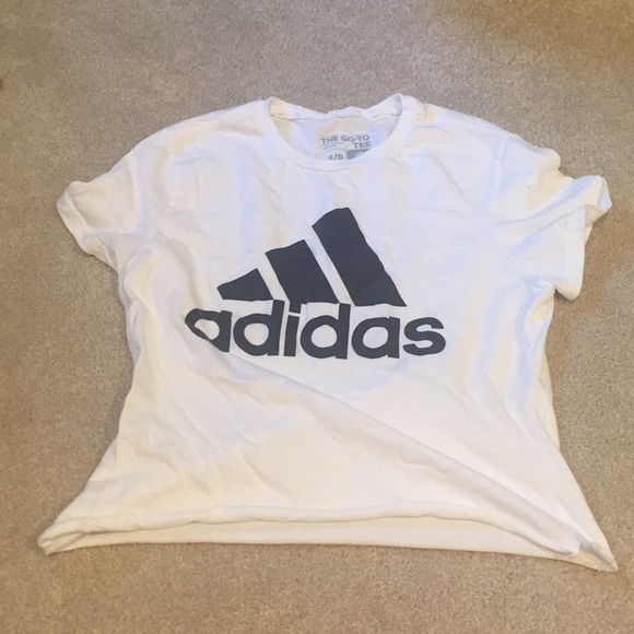 adidas cropped tee - Picture 1 of 1